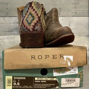 Cowgirl boots Roper Corral Ariat